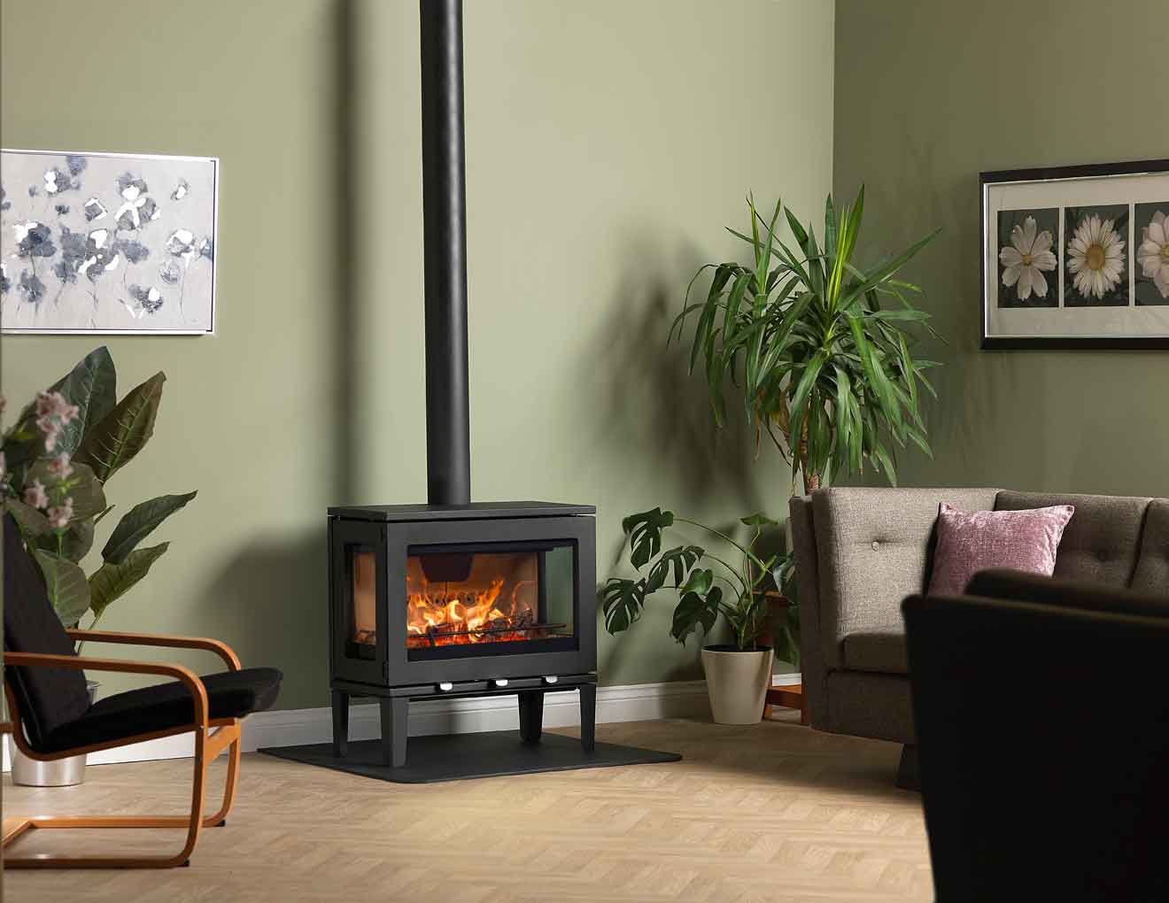 PureVision LPV8 Stove with Logstore - Image 2
